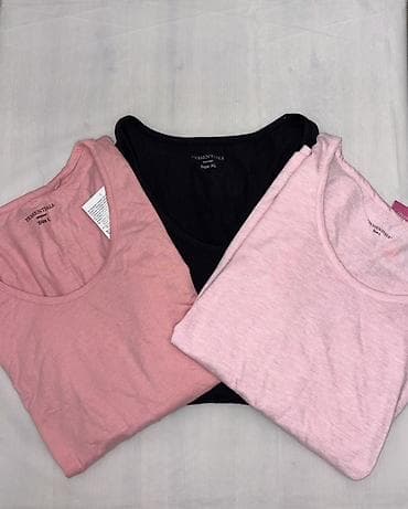 Ženske pamučne majice – TESSENTIALS - Model: klasična majica sa