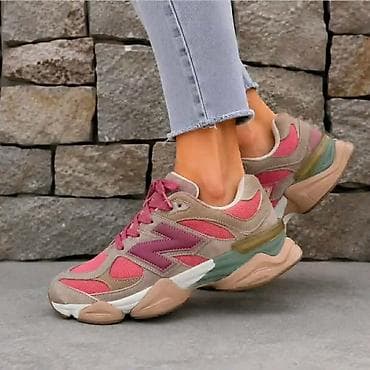 nike tn 4: NB 9060
36 do 41 za samo 4400 din
PK🌛 — 3