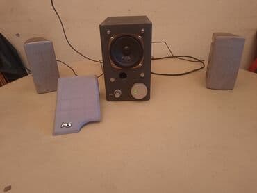 auto radio sa ekranom na izvlačenje: Zvučnici,pojačalo MS Industrial ML-T208, 2.1 zvučnici, subwoofer — 2