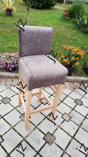Chairs: 44e — 1
