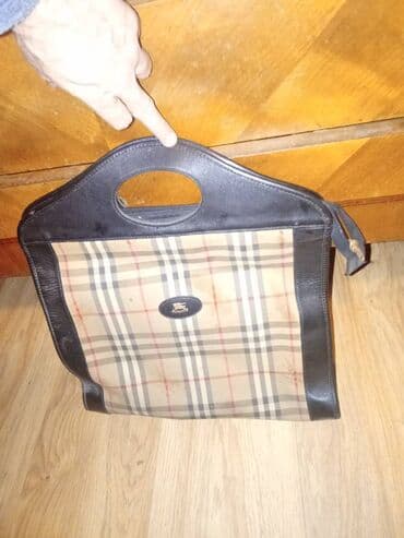 hilti torba: Dve originalne Burberry torbe . Iz osamdesetih godina . Bile su u — 8
