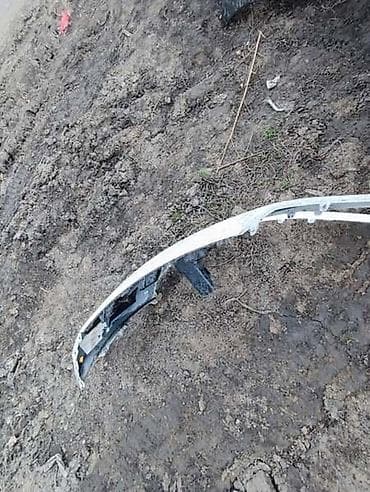 Vozila: BRANIK BELI SA OSTECENJEM ZA ŠKODA KAROQ | Branik sa tim malim — 1