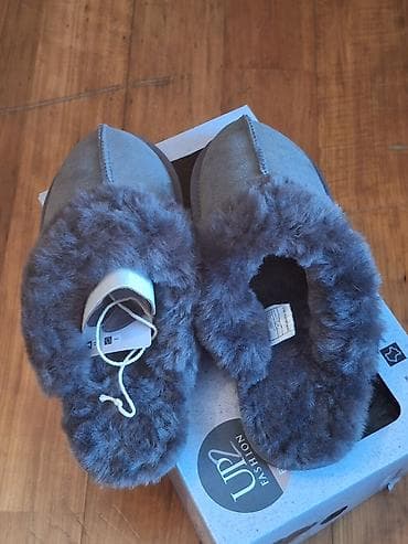 shoestar obuca beograd: Papuce zenske kozne sa jagnecim krznom.Poput Ugg.Nemacki brend.Jako — 5