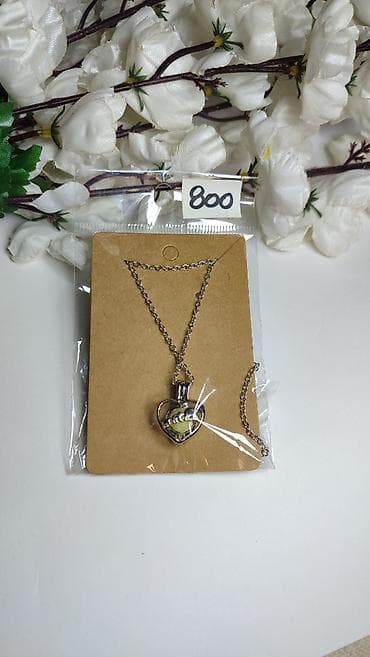 ogrlica krstic: Ogrlica sa priveskom u obliku srca - Materijal: metalna legura — 3