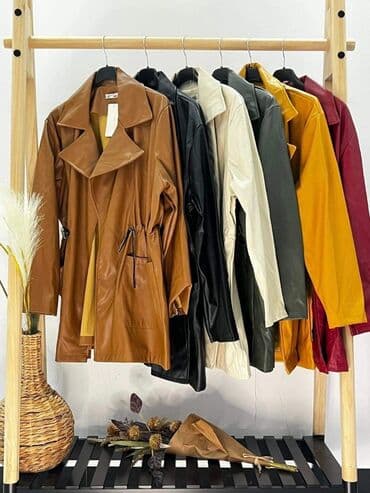 kozna jakna xs: Jakna: 3200din
Eko koža — 1