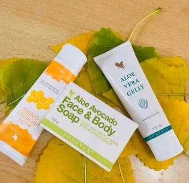 zara helanke sa prorezom: Set za negu kože brenda Forever Living Products. Sadrži Aloe Propolis — 1