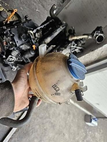 ajkula antena za auto: POSUDA ZA VOLKSWAGEN GOLF 5, GOLF 6, PASSAT B6 . | Posuda za Vodu — 1