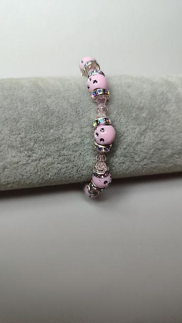 roze ugg: Ružičasta narukvica sa kristalnim perlama i sjajnim distancerima - — 4