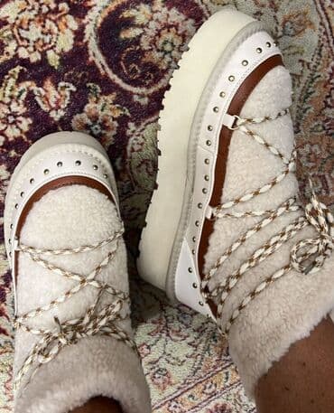 camper obuca beograd: Ugg mini čizme, bоја - Bela, 38 — 3