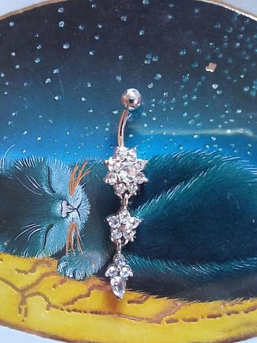 pirsing za nos: Pirsing viseći — 1