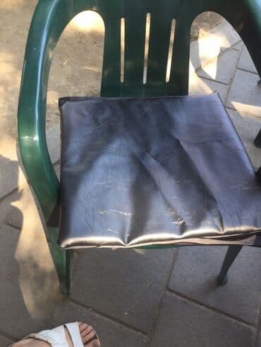 prodajem stolice: Podmetači eko koza 400 dinara — 2