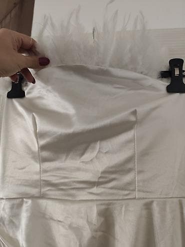 mindjuse sa biserom: Bela satenska haljina bez bretela – Simpa Fashion NOVO - Materijal — 2