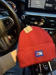 Hats: Kape
1700din
MrP/13 — 2