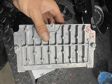 moj auto: AUDI A4 A5 INTERFEJS MMI MODUL 8T0035462 | audi vagen  delovi ALTINA — 2
