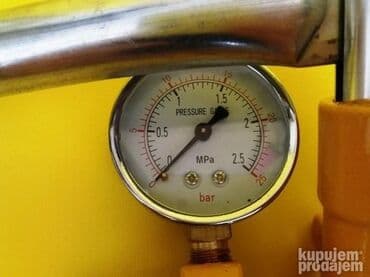 Ostali alati i mašine: Pumpa za testiranje instalacija 25 bar 3499 dinara Radni pritisak 25 — 3