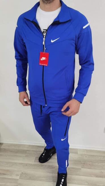 3950 dinara
S M L XL XXL
Mokra likra materijal