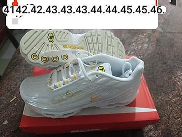 sergio tacchini roma m: A klasa
4700 din
L — 9