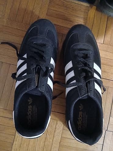 polovne patike: Adidas patike – crno‑bele sa tri bele pruge - Model inspirisan — 4