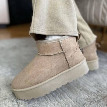 Uggs: High boots — 4