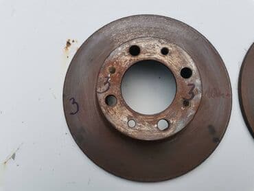 presvlake za prednja sedista: Disk prednjih kocnica Lada 7 Riva 3,4. Polovno, ocuvano, kao novo — 3