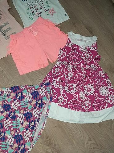lc waikiki devojcice: Paket za devojčice u super stanju. Veličina 8. Cena paketa 2800din — 5