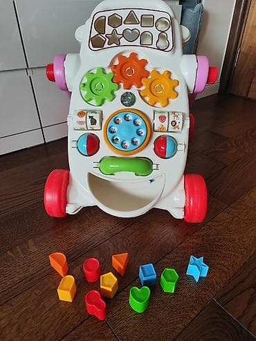 Šetalica za bebe Sa muzikom i igračkama za podsticanje beba na na lalafo.rs Šetalica za bebe Sa muzikom i igračkama za podsticanje beba na