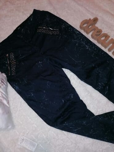 džeparice pantalone: NOVE BAGGY PANTALONE 42 Struk 42cm Bokovi 54cm Butine 28cm Dubina — 6