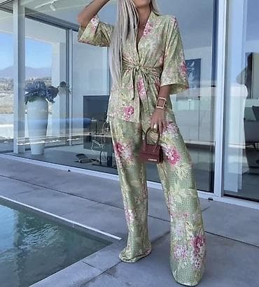 apple beograd: Damski komplet – kimono bluza i široke pantalone sa cvetnim dezenom. - — 5