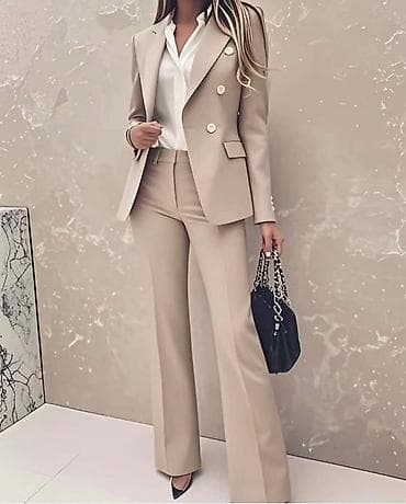 Komplet 🩶 3.900 dinara na lalafo.rs Komplet 🩶 3.900 dinara