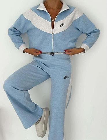 nike gore tex: S M L XL XXL
5000 din
Nike — 5