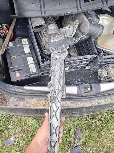 auto delovi ivanjica: LANCIA THESIS MAKAZE BRISACA SA MOTORICEM | Ispdavno skinuto sa — 3