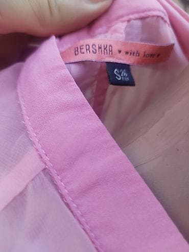 Lične stvari: Bershka košulja, veličina S – super očuvana. - Model: lagana letnja — 3