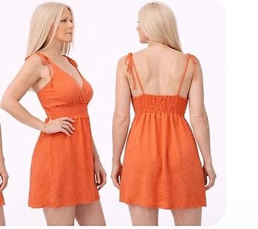 Blazers: Narandžasta haljina na bretele sa elastičnim delom u struku. Haljina — 1