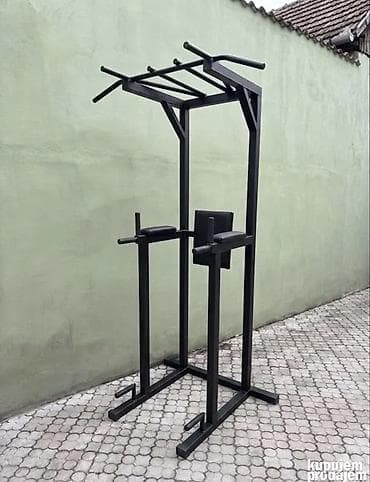 Višenamenska sprava za zgibove, propadanja i podizanje nogu (power