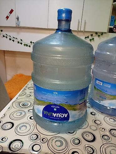 bubamara za skupljanje mleka: Aqua Una Natura – negazirana prirodna mineralna voda u galonu 18,9 l — 1