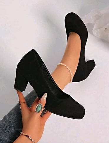 kickers cipele ženske: ✨ Dostupne u broju 38
✨ Unutrasnje gaziste 24 cm

1200 rsd 💥 — 1