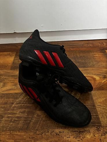 boo dog: Kopačke Adidas br 37 gaziste 235 mm su u odlicnom stanju sa sitnim — 3