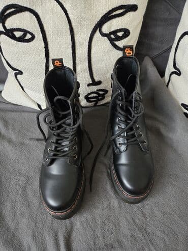 klompe sa vazdušnim đonom: Ankle boots, Opposite, 37 — 4