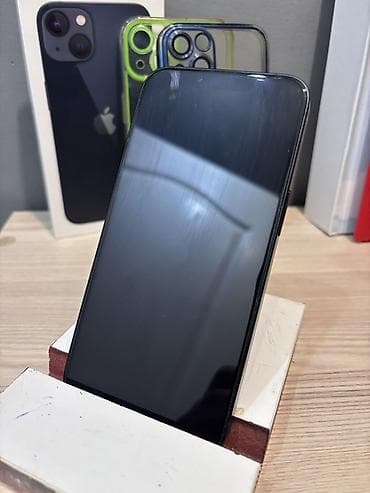 mobilni telefoni prodaja: Apple iPhone 13, 128 GB, Midnight (crna) U ocuvanom stanju, kutija i — 3