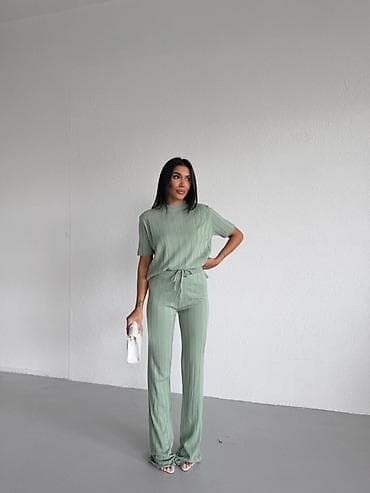 deadpool odelo: 🔥Vasi omiljeni kompleti 🔥Ponovo u prodaji od petka 🔝2800 din — 4