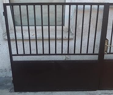 ograda za bebe ikea: Metalna kolska dvokrilna kapija i kapija za ulaz ljudi i 9 metara — 7