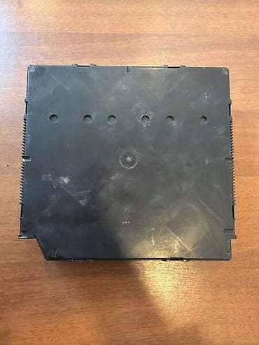 čekrk za auto: BODY CONTROL MODULE ZA VOLKSWAGEN PASSAT B7, PASSAT CC, SHARAN . - — 3