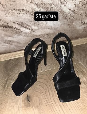 metro obuca нови пазар – слике: Steve Madden ženske sandale na štiklu - Boja: crna - Model: elegantne — 2