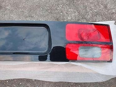 univerzalne patosnice: CRNA BLENDA SA STOP LAMPAMA ZA VOLKSWAGEN SHARAN OD 1995. DO 2000 — 2