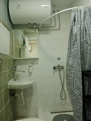 sombor stanovi izdavanje: Stan ili poslovni prostor 38m2, ugao Balkanske i A.Geprata u dvorištu — 9