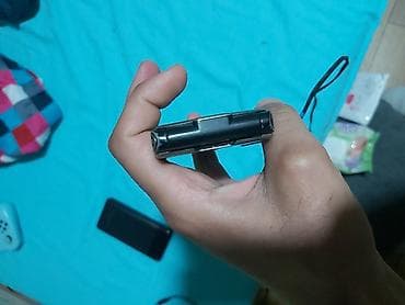 rerna na plin: Motorola v3i verzija sa ulazom zs micro sd karticu.koja dolazi sa njim — 2