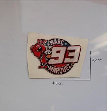 marc jacobs torbe: MARC 93 - stiker - 905 📌 Opis: Samolepljivi stiker izradjen od — 1