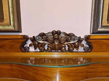 polovna komoda: Dimenzije 186х66 duzina, sirina 96 visina do ravne povrsine 118 — 8