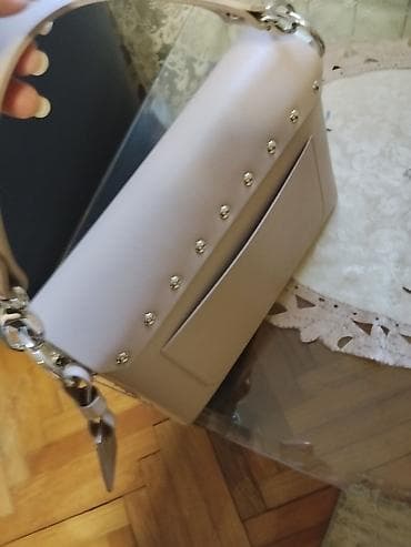 maskirna boja: Elegantna ženska torba u bež/ puder nijansi. - Materijal: glatka — 4