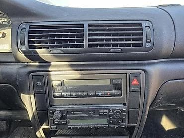 RADIO CD ZA VOLKSWAGEN PASSAT B5 na lalafo.rs RADIO CD ZA VOLKSWAGEN PASSAT B5